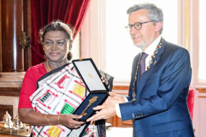 President-Draupadi-Murmu-Awarded-Lisbon-City-Key-Of-Honour