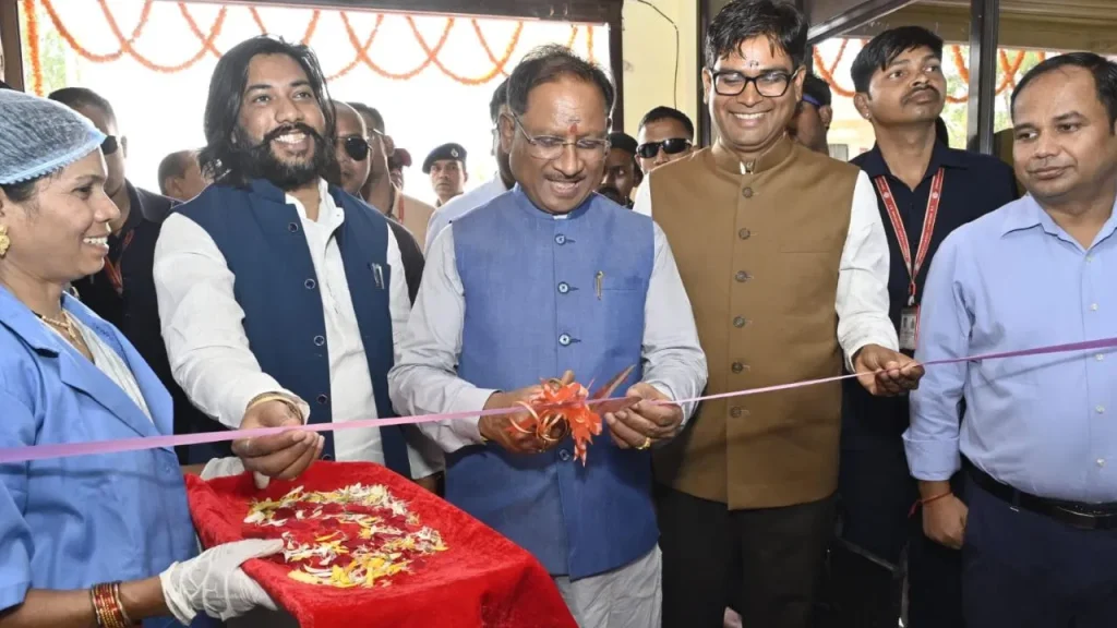 cm-vishnu-deo-sai-on-common-facility-centre
