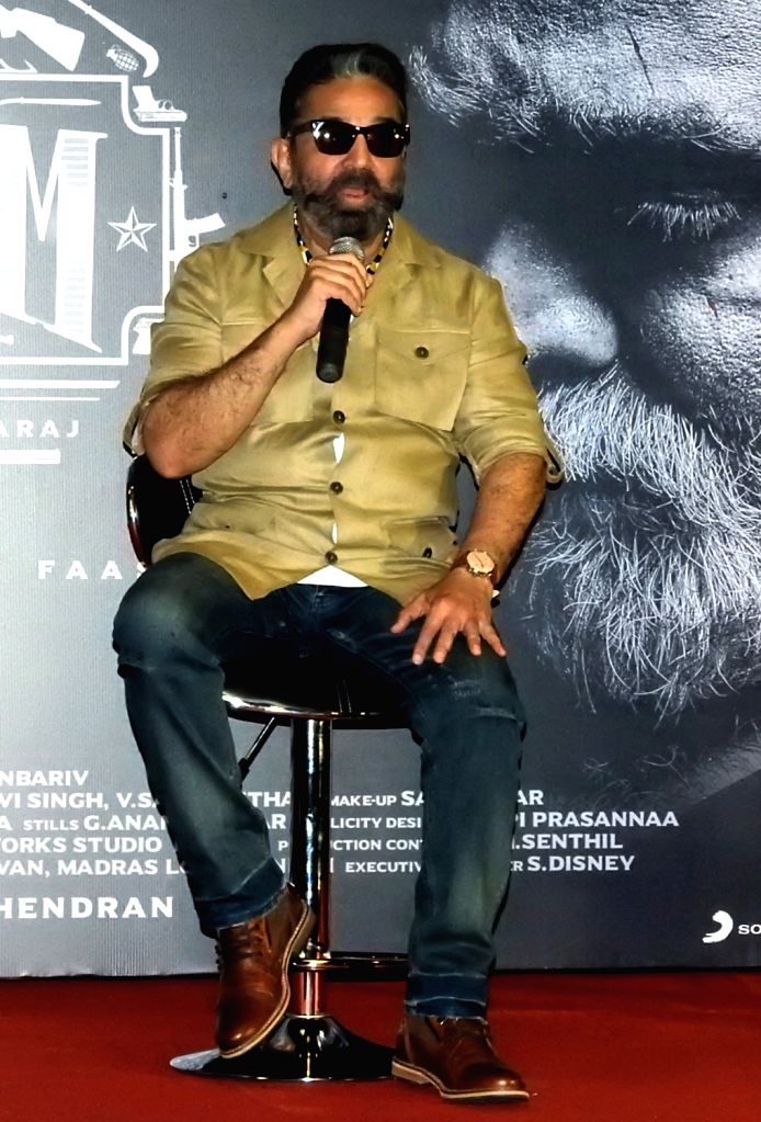 new-delhi-actor-kamal-haasan-interacting-with-1382354