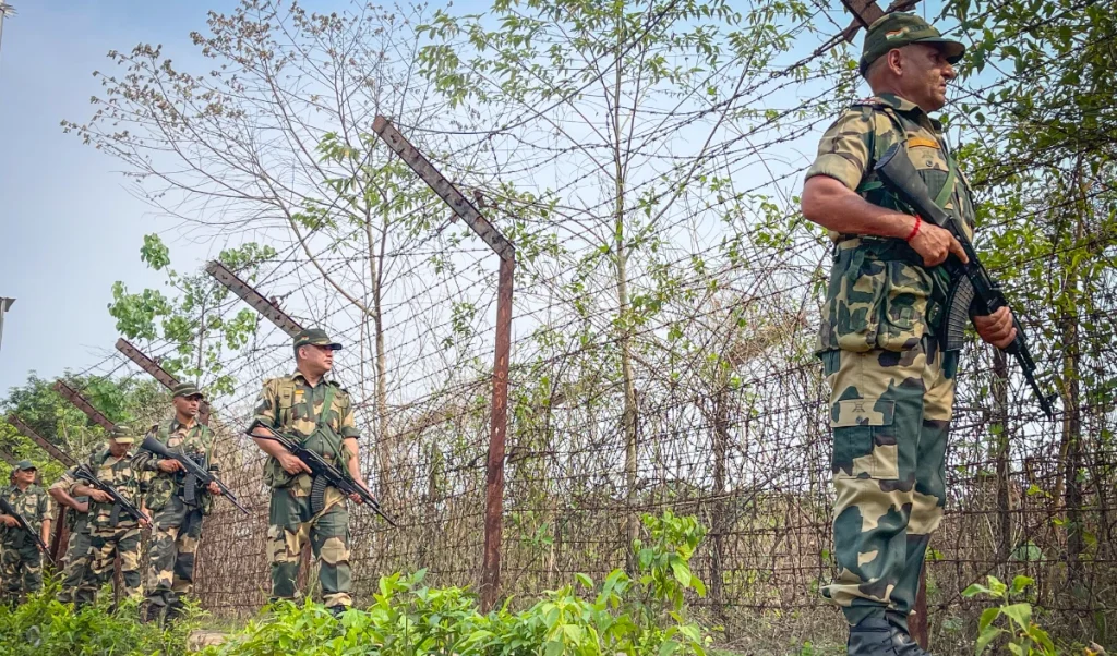 pakistan-violates-ceasefire_large_1207_21