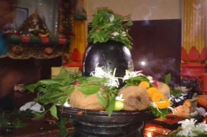 shivji-ki-belpatra-se-puja