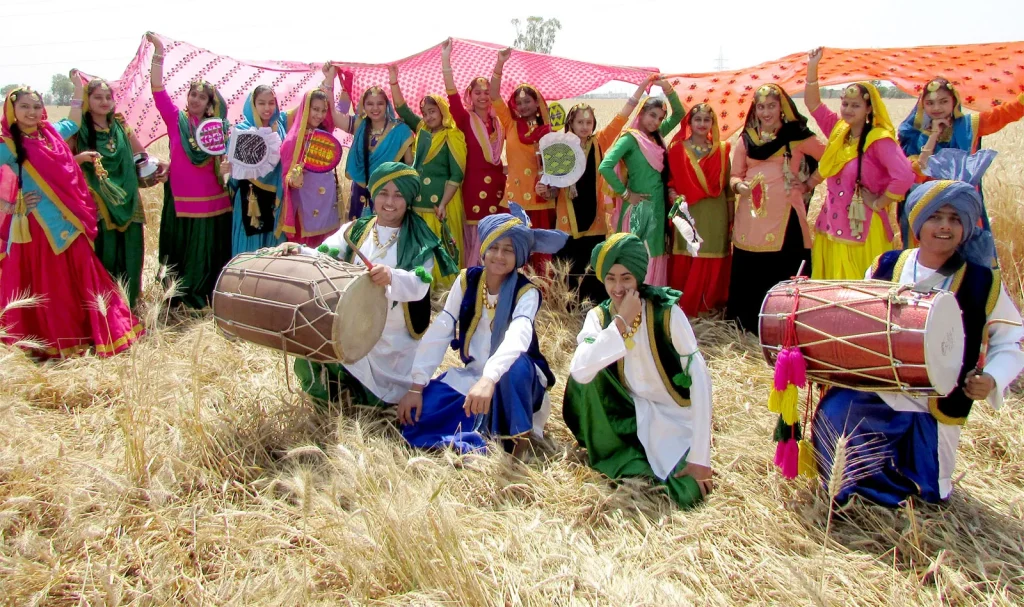 sikh-baisakhi-festival-harvest-bhangra-punjabi-folk-dance