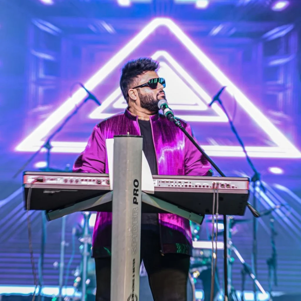 thaman-s-will-be-making-his-bollywood-