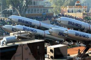 2025_5image_13_48_151898456brahmos-ll
