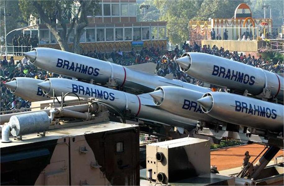 2025_5image_13_48_151898456brahmos-ll