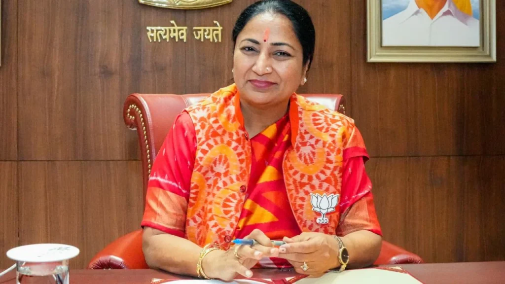 67d2cdcfe7cc5-delhi-cm-rekha-gupta-photo-pti-132130148-16x9