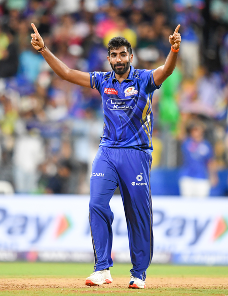 IPL-2025-Santner-Bumrah-star-as-MI-beat-DC-to