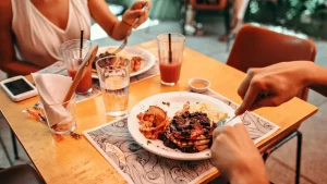 avoid-these-5-foods-that-promotes-dehydration-in-summer-season