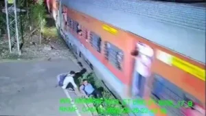 bhopal-train-accident-viral-video-1748411915