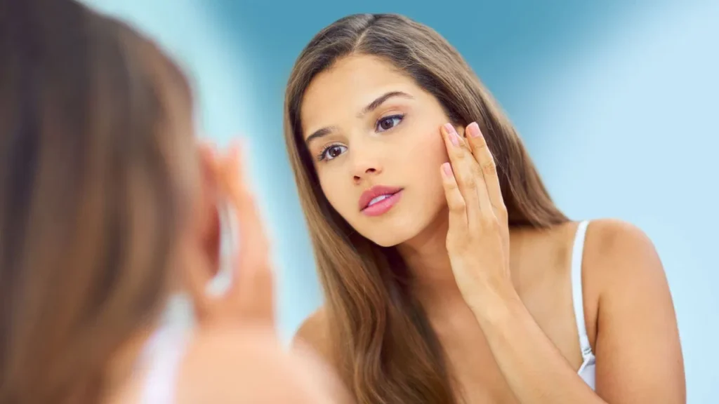 home-remedies-way-to-use-giloy-for-glowing-and-healthy-skin