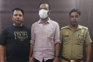 noida-rishwat-696x465