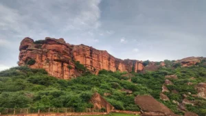 bhimbetka-caves