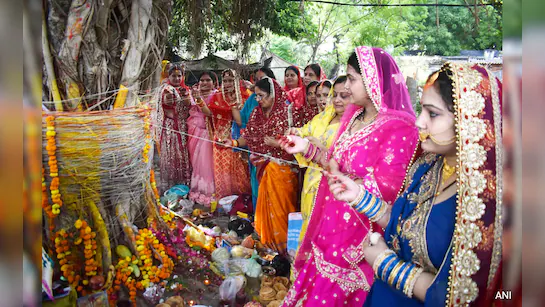 fb8hiqk8_vat-savitri_625x300_05_June_24