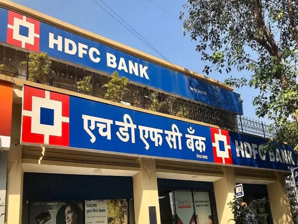 hdfc-bank-16326622634x3