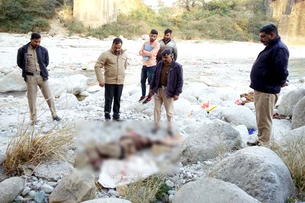 2018_11image_22_59_193837280deadbodyinkangra
