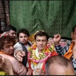अमृत सेवा महोत्सव में दर्शन करने पहुंचे बॉलीवुड सिंगर सोनू निगम