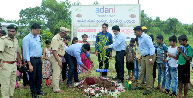 asha_14718_adani1