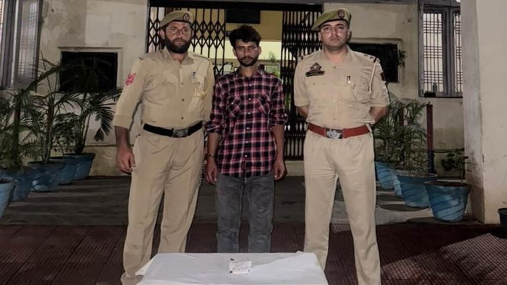 13_08_2025-drug_smuggling_udhampur_24012346