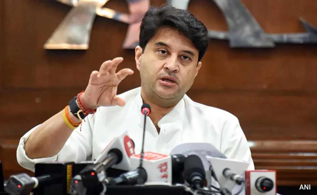 4la08sgk_jyotiraditya-scindia-ani_625x300_08_June_23