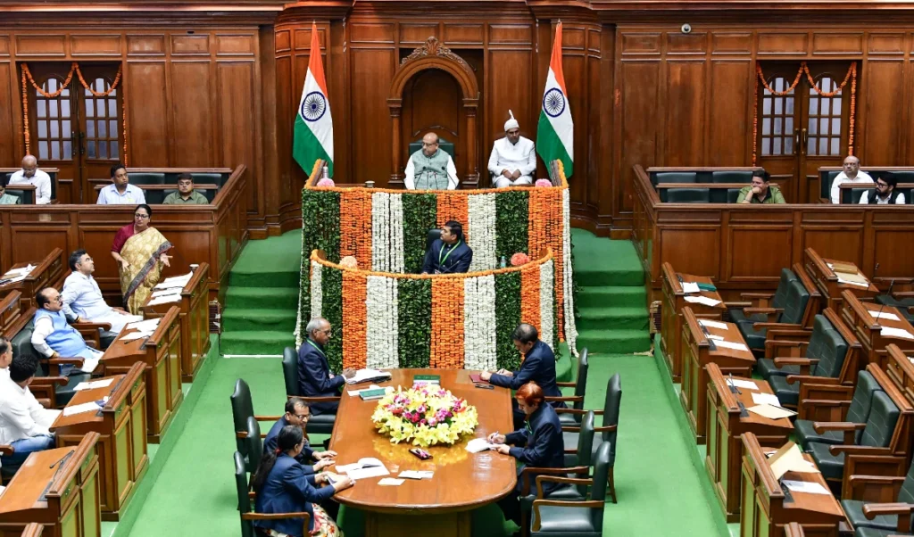 delhi-assembly_large_1107_153