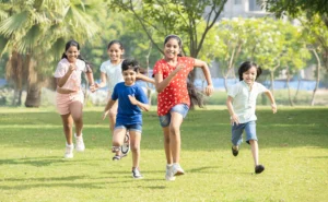 jvjs6j7g_kids-play_625x300_14_May_24