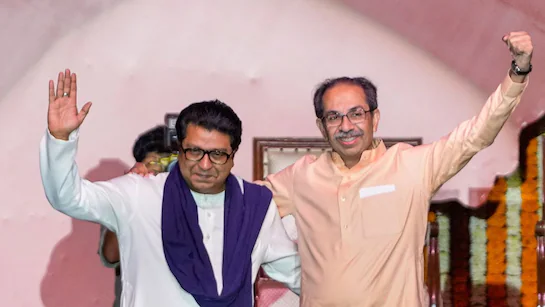 llbe87o4_raj-and-uddhav_625x300_05_July_25