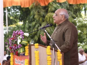 01fceb147495cdff9ccf8d6a8627583e