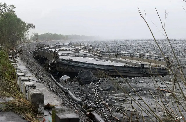 2025_9image_16_17_452060877typhoonragasa