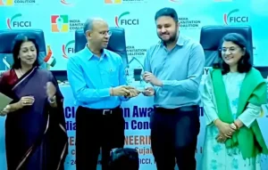 407b3bc8dfefa2d7cc176401cc6c5b15