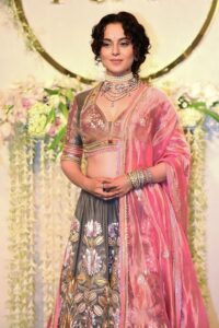 Kangana_Ranaut_at_Ira_Khan's_wedding_reception