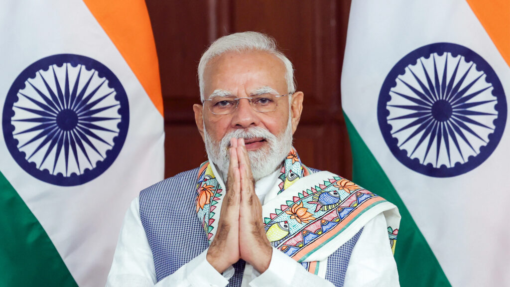PM-Modi-interacts-with-bene