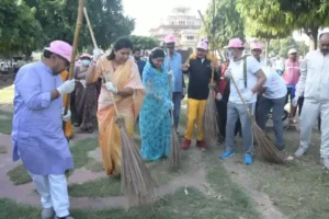 fb724e4b953c26982d83ab233261cc3e