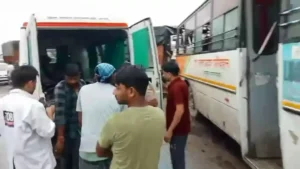 fc3070a7bcfc5a593e236d362cf49ebb