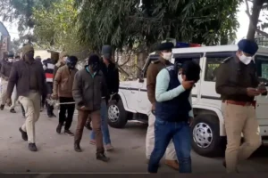 sex-racket-1-16427749113x2