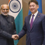 उपराष्ट्रपति राधाकृष्णन ने मंगोलिया के राष्ट्रपति खुरेलसुख उखना से की मुलाकात