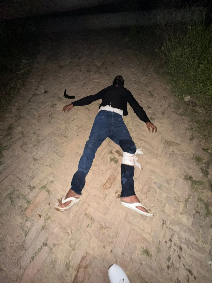 745