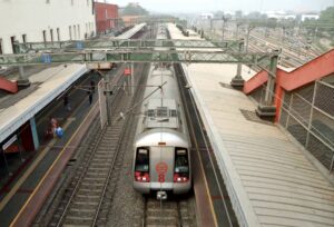 New Delhi : Delhi Metro Rail Corporation (DMRC) has introduced its first ever set of two 8-coach trains for passenger services on the Red Line, in New Delhi on Tuesday, November 08, 2022. (Photo:IANS)