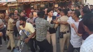 Madhya-Pradesh-Betul-Multai-RSS-Pracharak-Shishupal-Yadav-assaulted-Muslim-community-5-arrested-2-sub-inspectors-suspended