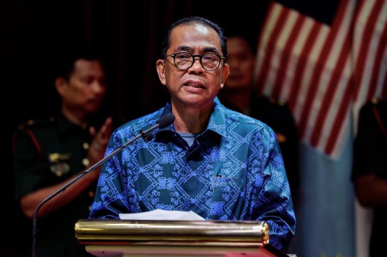 TqXzh8X2-download-768x511