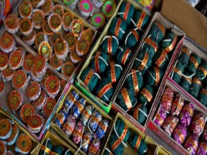 firecrackers-1-16348920134x3