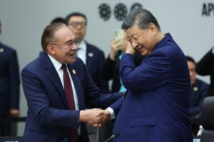 uNWU4cvh-breaking_news-1-768x512