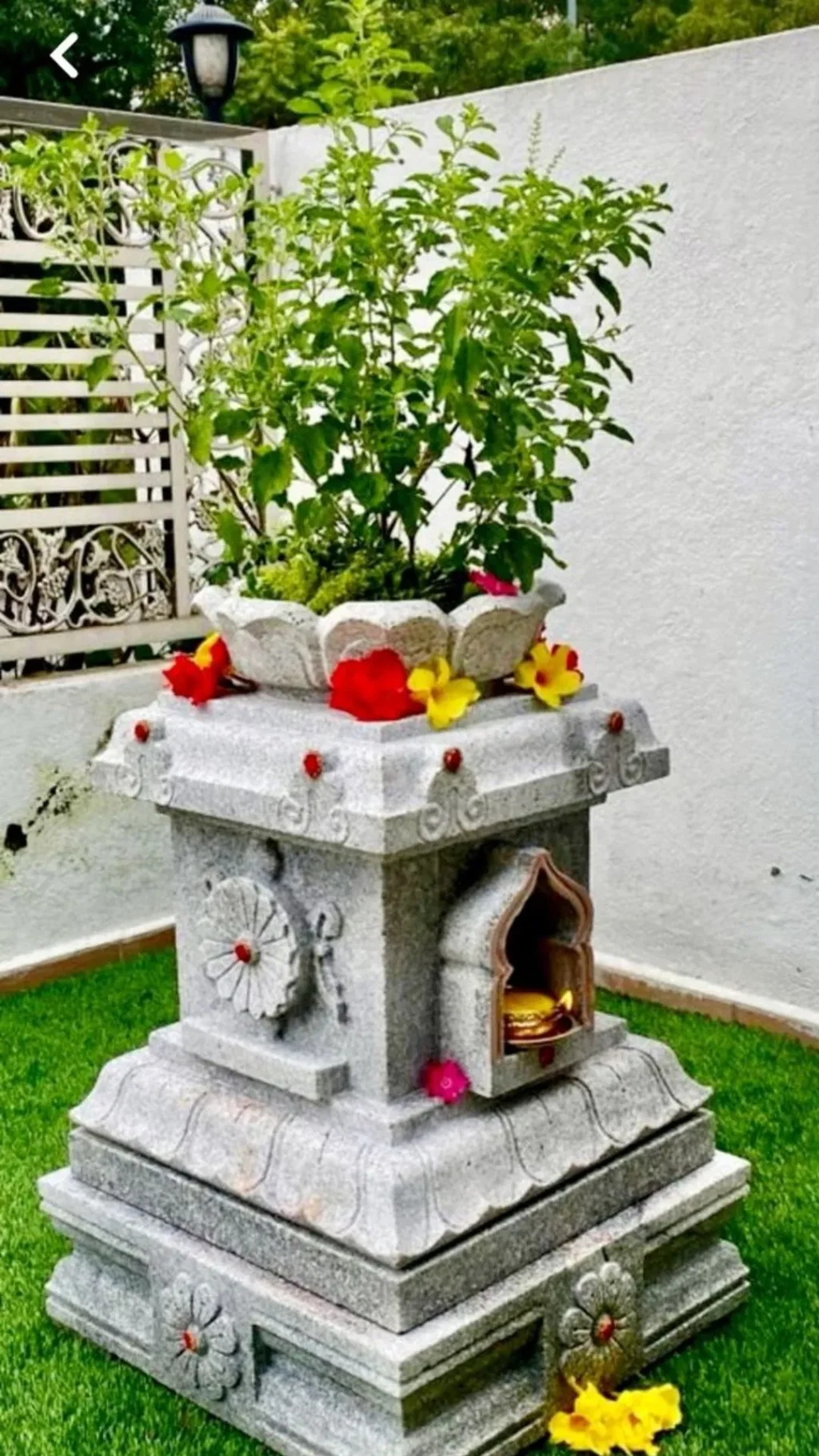 what-to-offer-to-tulsi-mata-4