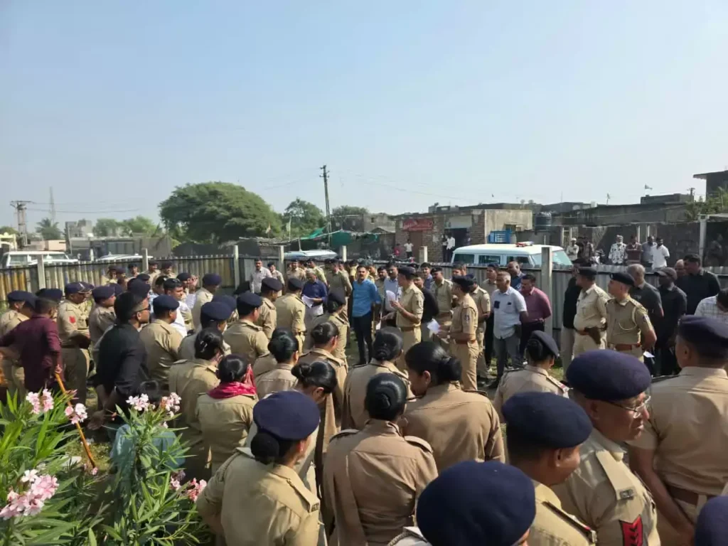 01cddbbab1ee902d56e8f184b4aa5527