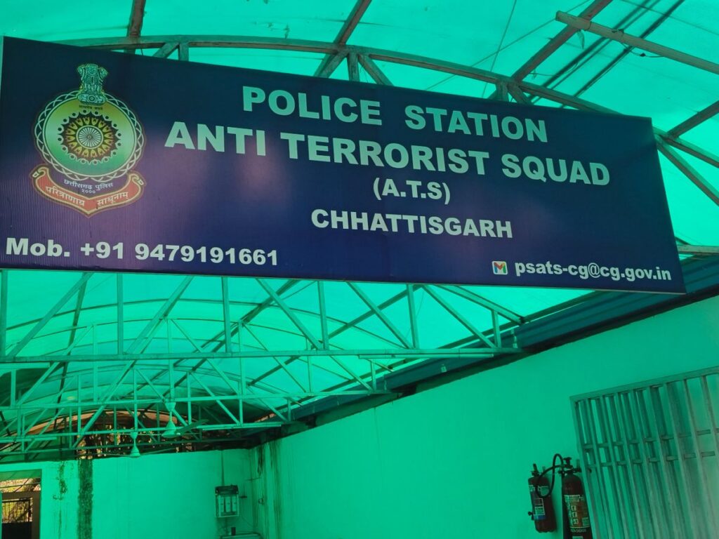 1001996289_1763477556