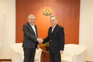 202511213582446-1536x1023