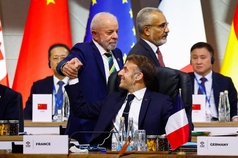 3EEJ4WBD-breaking_news-1-768x512