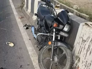 4cd3102a53d04eef2cbd9417bea42027