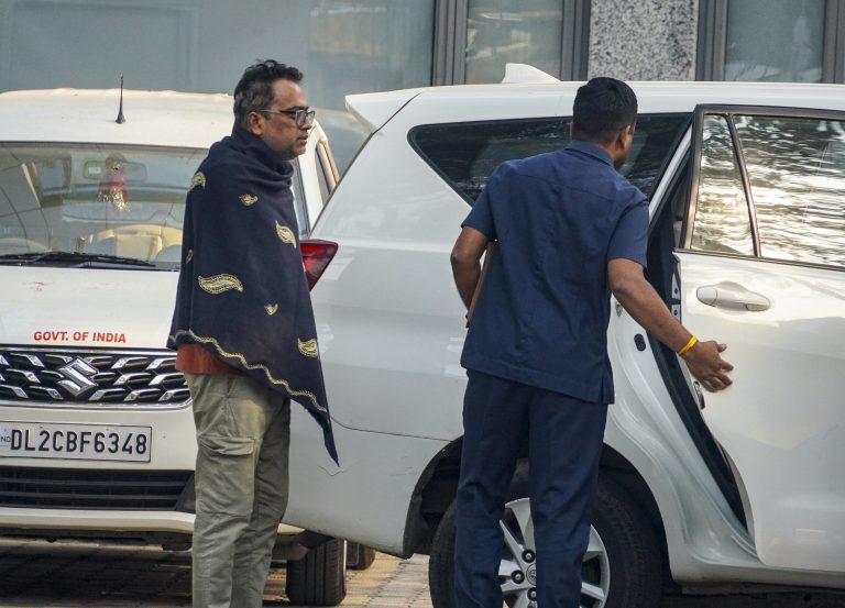 8hgC88tS-breaking_news-768x553