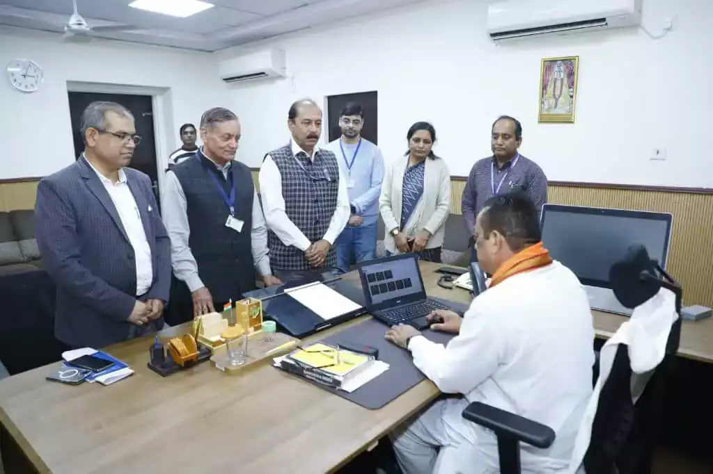 9430573444f6395b02beee014c0b7092