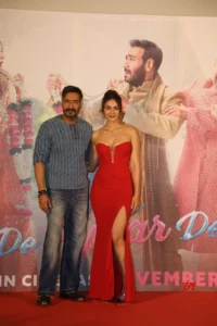Ajay-Devgn-Jaaved-Jaaferi-Rakul-Preet-Singh-And-Other-Celebs-At-The-Trailer-Launch-Of-De-De-Pyaar-De-2-Gallery-1